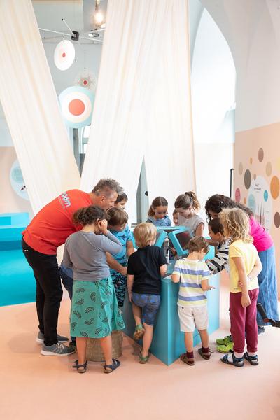 Zoom Kindermuseum: Von Kopf bis Fuss. Mitmachausstellung zum Thema Körper (7.7.2020 wiedereröffnet - 10.1.2021) https://esel.at/termin/105911 | Foto: eSeL Foto: eSeL.at - Lorenz Seidler