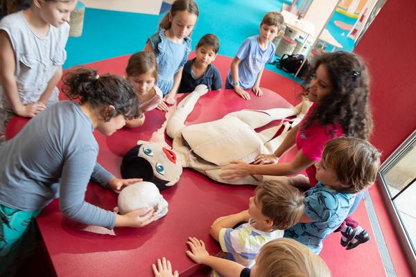 Zoom Kindermuseum: Von Kopf bis Fuss. Mitmachausstellung zum Thema Körper (7.7.2020 wiedereröffnet - 10.1.2021) https://esel.at/termin/105911 | Foto: eSeL Foto: eSeL.at - Lorenz Seidler