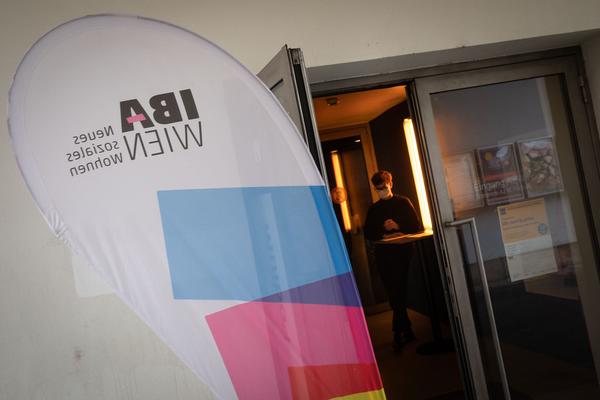 Architekturzentrum Wien: IBA Symposium: "Wir sind Quartier. Stadtentwicklung in der Klimakrise" (14.10.2020) Wie wohnen wir morgen?https://www.iba-wien.at/veranstaltungen/uebersicht/past-event-detail/event/wir-sind-quartier-symposium | Foto: eSeL Foto: eSeL.at - Lorenz Seidler