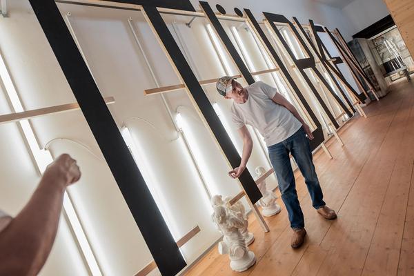 Kunst im öffentlichen Raum Niederösterreich @ Schloss Orth: Franz Kapfer - Zur Errettung des Christentums (25.7.2020, Eröffnung) https://publicart.at/de/kalender/?pid=1009 | Foto: eSeL.at - Joanna Pianka Foto: eSeL.at - Joanna Pianka