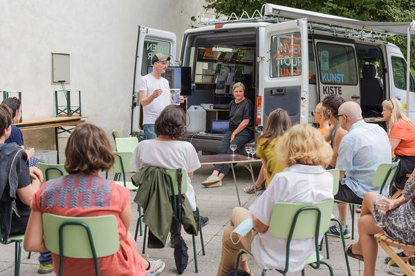 Kunst im öffentlichen Raum Niederösterreich @ Schloss Orth: Franz Kapfer - Zur Errettung des Christentums (25.7.2020, Eröffnung) https://publicart.at/de/kalender/?pid=1009 | Foto: eSeL.at - Joanna Pianka Foto: eSeL.at - Joanna Pianka