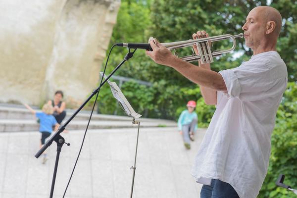 Kunst im öffentlichen Raum Niederösterreich @ Schloss Orth: Franz Kapfer - Zur Errettung des Christentums (25.7.2020, Eröffnung) https://publicart.at/de/kalender/?pid=1009 | Foto: eSeL.at - Joanna Pianka Foto: eSeL.at - Joanna Pianka