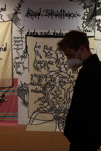 Kunsthalle Wien: And if I devoted my life to one of its feathers? (Wiener Festwochen Ausstellung, 14.5. - 26.9.2021) Foto: eSeL.at - Lorenz Seidler Foto: eSeL.at - Lorenz Seidler
