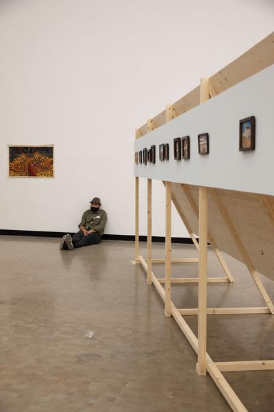Kunsthalle Wien: And if I devoted my life to one of its feathers? (Wiener Festwochen Ausstellung, 14.5. - 26.9.2021) Foto: eSeL.at - Lorenz Seidler Foto: eSeL.at - Lorenz Seidler