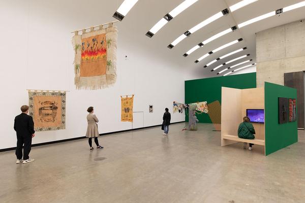 Kunsthalle Wien: And if I devoted my life to one of its feathers? (Wiener Festwochen Ausstellung, 14.5. - 26.9.2021) Foto: eSeL.at - Lorenz Seidler Foto: eSeL.at - Lorenz Seidler