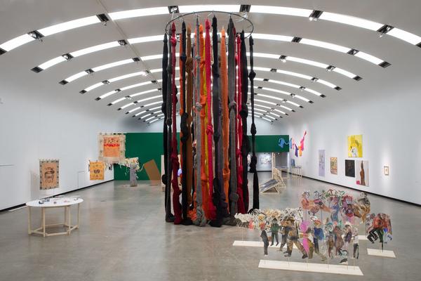 Kunsthalle Wien: And if I devoted my life to one of its feathers? (Wiener Festwochen Ausstellung, 14.5. - 26.9.2021) Foto: eSeL.at - Lorenz Seidler Foto: eSeL.at - Lorenz Seidler
