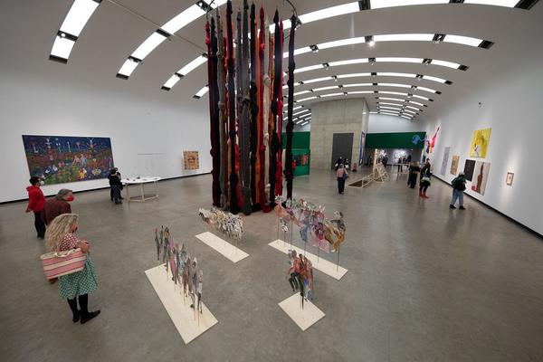 Kunsthalle Wien: And if I devoted my life to one of its feathers? (Wiener Festwochen Ausstellung, Eröffnung, 14.5.2021) Foto: eSeL.at - Lorenz Seidler Foto: eSeL.at - Lorenz Seidler