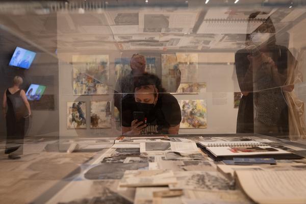 Landesgalerie Niederösterreich: #Artstories: Spuren und Masken der Flucht (4.9.2021) Foto: eSeL Foto: eSeL Lorenz Seidler