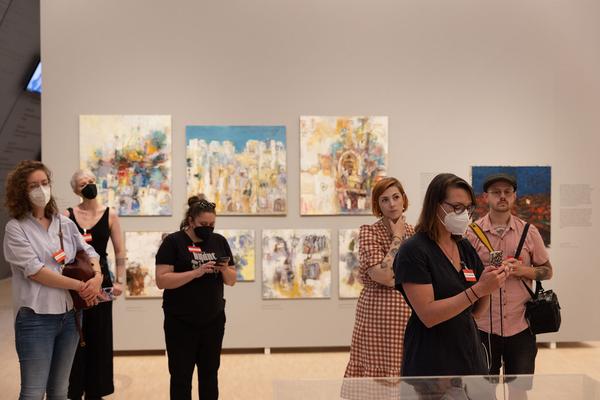 Landesgalerie Niederösterreich: #Artstories: Spuren und Masken der Flucht (4.9.2021) Foto: eSeL Foto: eSeL Lorenz Seidler