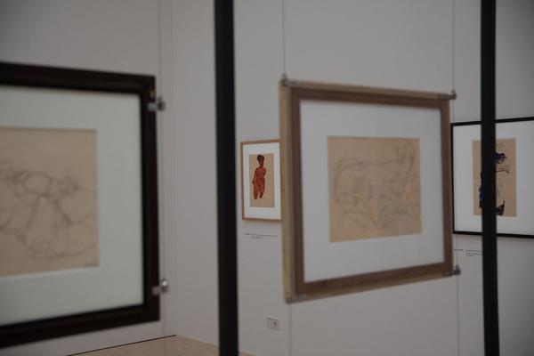 Auf zu Neuem. Drei Jahrzehnte von Schiele bis Schlegel aus Privatbesitz. (27.3.2021 - 6.2.2022) https://www.lgnoe.at/de/ausstellungen/16-auf-zu-neuem | Foto: eSeL Foto: eSeL.at - Lorenz Seidler