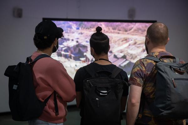 Kunsthalle Wien: Averklub Collective. Manuš heißt Mensch (2.6. - 5.9.2021) https://kunsthallewien.at/ausstellung/averklub-collective-manus-heisst-mensch | Foto: eSeL Foto: eSeL.at - Lorenz Seidler
