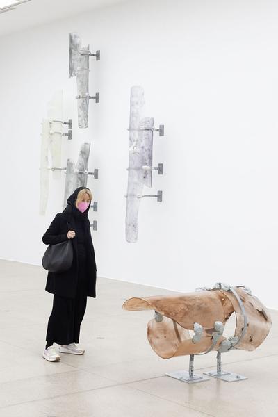 Vienna Art Week / Secession: Eröffnung Nairy Baghramian (19.11.2021) Foto: eSeL.at - Lorenz Seidler Foto: eSeL.at - Lorenz Seidler