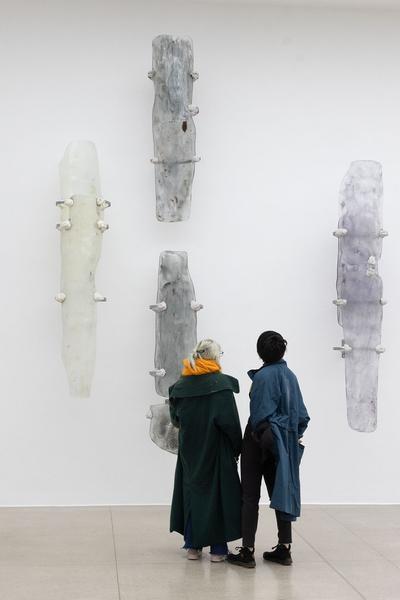 Vienna Art Week / Secession: Eröffnung Nairy Baghramian (19.11.2021) Foto: eSeL.at - Lorenz Seidler Foto: eSeL.at - Lorenz Seidler