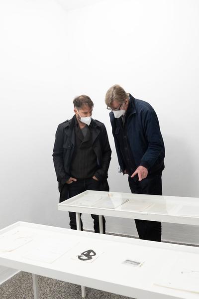 Vienna Art Week / Secession: Eröffnung Nairy Baghramian / Sarah Rapson / Nora Turato (19.11.2021) Foto: eSeL.at - Lorenz Seidler Foto: eSeL.at - Lorenz Seidler