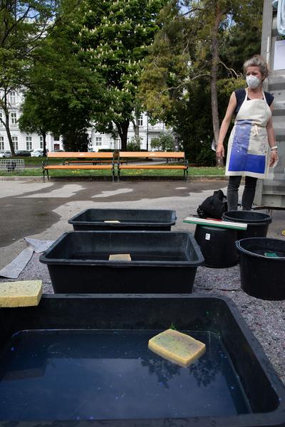 akbild @ Schillerplatz: Bureau Veritas - Laboratory (7.5.2021) https://www.akbild.ac.at/Portal/institute/bildende-kunst/ausstellungen-vermittlung/copy_of_bureau-veritas | Foto: eSeL Foto: eSeL.at - Lorenz Seidler