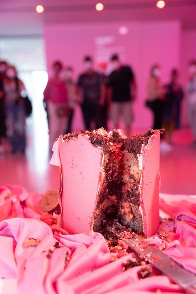 MuseumsQuartier Wien: Cake Art  - Sophia Stolz (17.9.2021) Foto: eSeL.at - Lorenz Seidler Foto: eSeL Lorenz Seidler