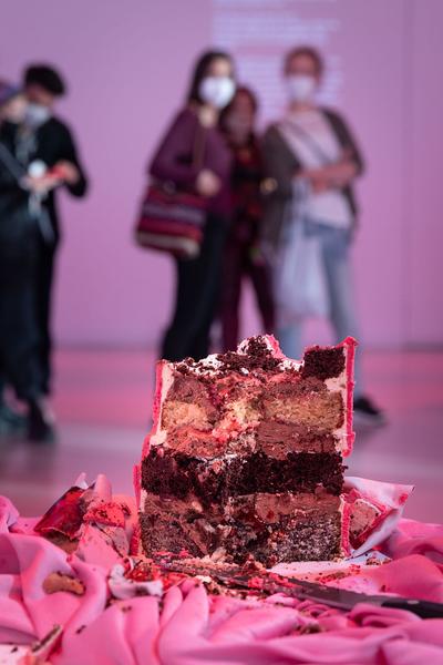 MuseumsQuartier Wien: Cake Art  - Sophia Stolz (17.9.2021) Foto: eSeL.at - Lorenz Seidler Foto: eSeL Lorenz Seidler