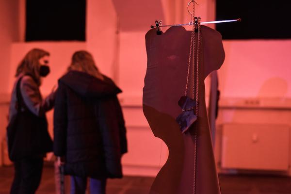 das weisse haus: Connections unplugged, Bodies rewired (10.11.2021 – 29.01.2022) Fotos: eSeL.at - Joanna Pianka