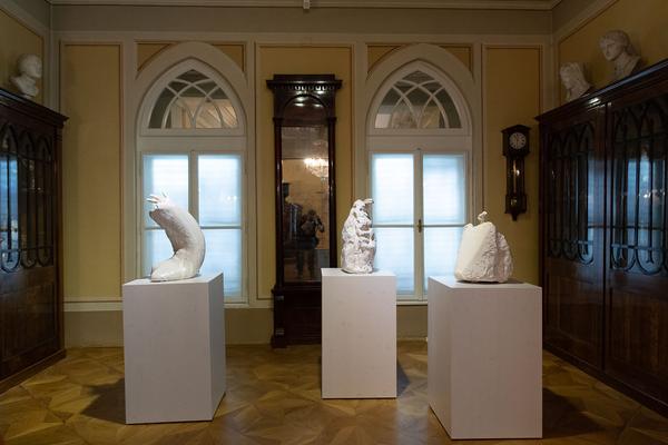MAK-Expositur Geymüllerschlössel: Erwin Wurm (8.5. - 5.12.2021) https://www.mak.at/mak-expositur_geymuellerschloessel | Foto: eSeL Foto: eSeL.at - Lorenz Seidler