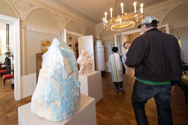 MAK-Expositur Geymüllerschlössel: Erwin Wurm (8.5. - 5.12.2021) https://www.mak.at/mak-expositur_geymuellerschloessel | Foto: eSeL Foto: eSeL.at - Lorenz Seidler