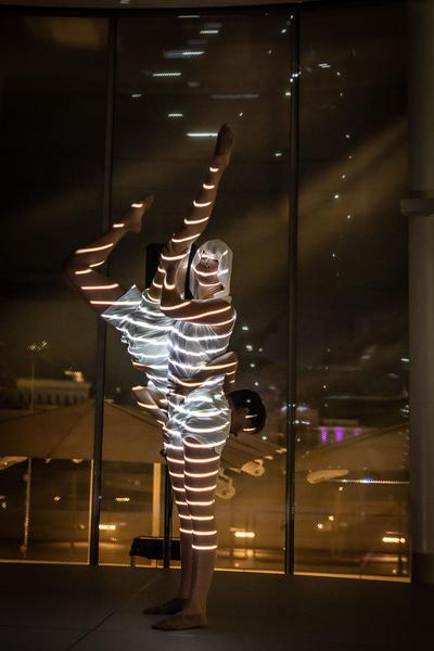 MQ Libelle: Bodymapping - Performance by Thisplay (12.9.2021) Foto: eSeL.at - Lorenz Seidler Foto: eSeL Lorenz Seidler