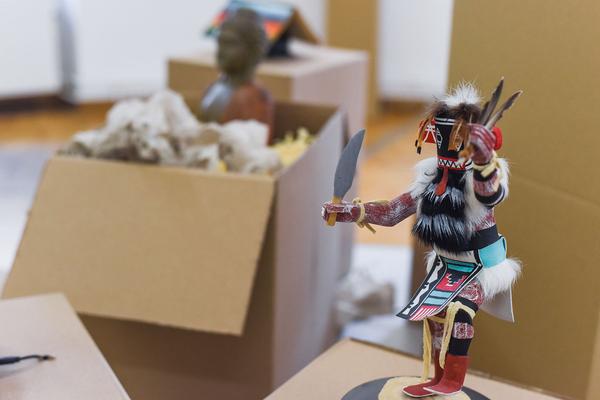 das weisse haus: Lisl Ponger - „Dancing on Thin Ice“ (19.5. - 3.7.2021) https://w.dasweissehaus.at/exhibition/einzelausstellung-dancing-on-thin-ice-von-lisl-ponger | Foto: eSeL.at - Joanna Pianka