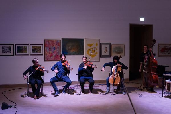 Vienna Art Week / Künstlerhaus: ROTOR  - Vienna Improvisers Orchestra (19.11.2021) Foto: eSeL.at - Lorenz Seidler Foto: eSeL.at - Lorenz Seidler