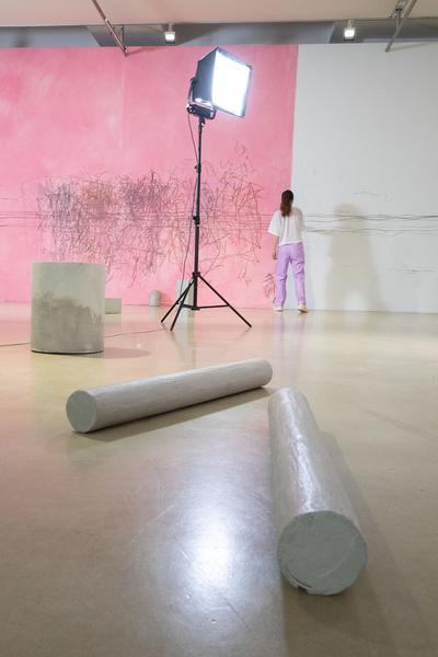 Kunstraum Niederösterreich: Fanni Futterknecht: Power to the Unspoken_Echoes of Resistance (16.4.2021, Video-Rehearsal) http://www.kunstraum.net/de/ausstellungen/fanni-futterknecht-power-to-the-unspoken | Foto: eSeL Foto: eSeL.at - Lorenz Seidler