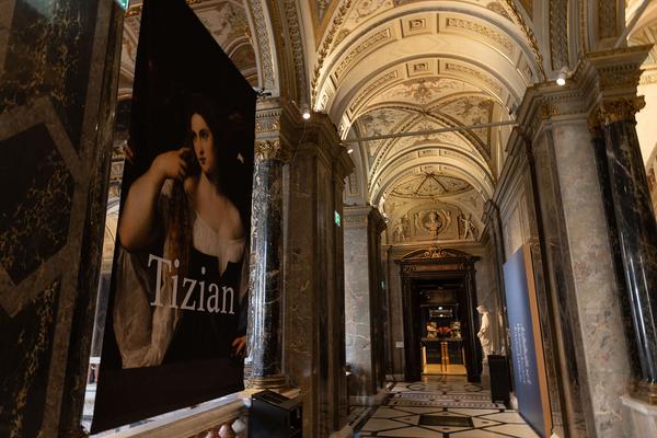 Kunsthistorisches Museum: Tizians Frauenbild. Schönheit – Liebe – Poesie (15.10.2021 - 16.1.20222) Foto: eSeL.at - Lorenz Seidler Foto: eSeL Lorenz Seidler
