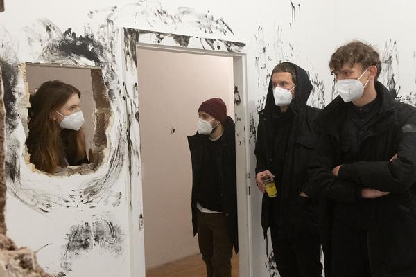 VIENNA ART WEEK 2021: House of Losing Control (Opening, 12.11.2021) Fotos: eSeL.at - Lorenz Seidler Foto: eSeL Lorenz Seidler