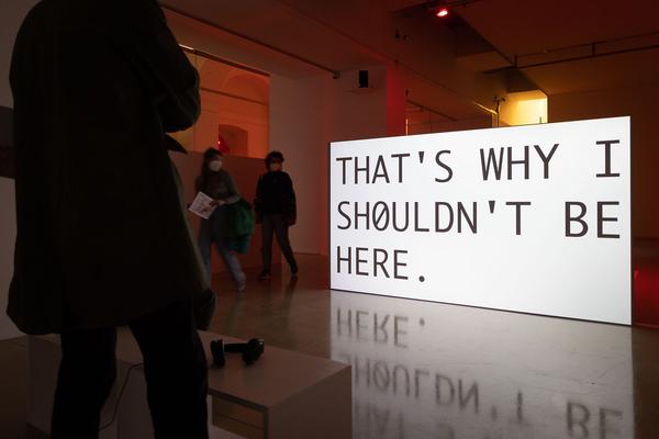Kunstraum Niederösterreich: Wake Words (1.10. - 27.11.2021, Eröffnung) Fotos: eSeL.at - Lorenz Seidler Foto: eSeL Lorenz Seidler