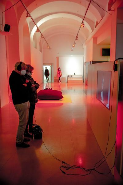 Kunstraum Niederösterreich: Wake Words (1.10. - 27.11.2021, Eröffnung) Fotos: eSeL.at - Felix Kubitza Foto: eSeL.at - Felix Kubitza