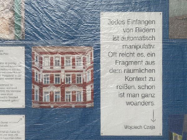 Wien Museum Karlsplatz (Baustellenzaun): Wojciech Czaja - „Almost" (vor Eröffnung, 11.2. - 28.3.2021) https://esel.at/termin/108211 | Foto: eSeL