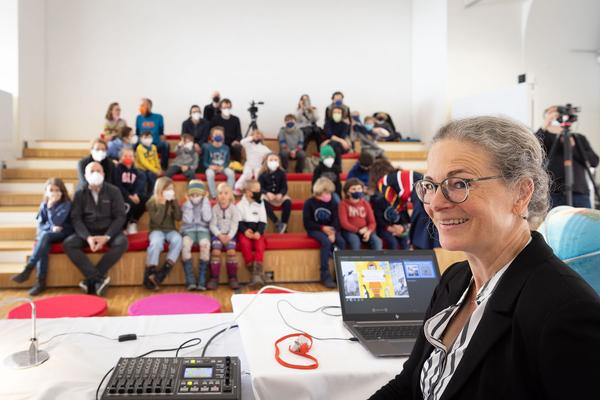 Zoom Kindermuseum: Wiener Kindervorlesung: Ulrike Ruprecht "Forschen zwischen Pinguinen und Gletschern" (3.4.2022) Foto: eSeL.at - Lorenz Seidler Foto: eSeL Lorenz Seidler