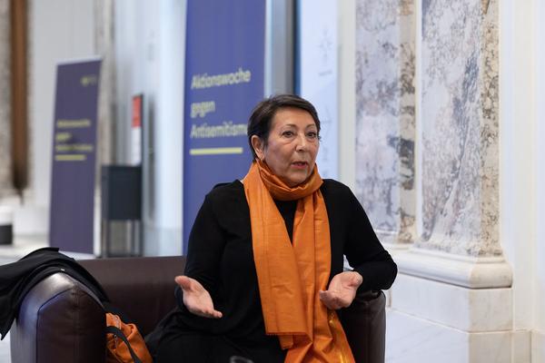 Haus der Geschichte Österreich: Aktionswoche gegen Antisemitismus - Besuch IKG Vizepräsidentin Claudia Prutscher (4.11. - 11.11.2022) Foto: eSeL.at - Lorenz Seidler Foto: eSeL Lorenz Seidler