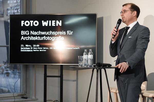 Foto Wien: BIG Nachwuchspreis für Architekturfotografie (Festivalzentrale, 23.3.2022) Foto: eSeL.at - Lorenz Seidler Foto: Joanna Pianka