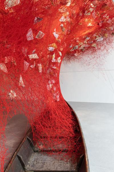 Landesgalerie Niederösterreich: Chiharu Shiota "Across the River" (11.6.2022 - 15.1.2023) Foto: eSeL.at - Lorenz Seidler Foto: eSeL Lorenz Seidler