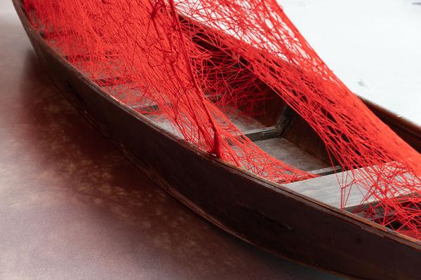 Landesgalerie Niederösterreich: Chiharu Shiota "Across the River" (11.6.2022 - 15.1.2023) Foto: eSeL.at - Lorenz Seidler Foto: eSeL Lorenz Seidler