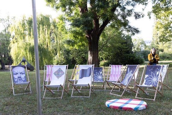 Belvedere21: Community Outreach: Marlene Hausegger - Platz an der Sonne (8.7.2022) Foto: eSeL.at - Lorenz Seidler Foto: eSeL Lorenz Seidler