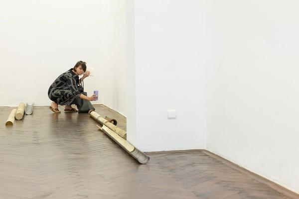 Galerie Hubert Winter: "Water being washed away" curated by Alessandro Rabottini (9.9. - 18.10.2022) Foto: eSeL.at - Lorenz Seidler Foto: eSeL Lorenz Seidler