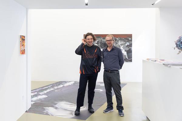 Galerie Crone Wien: "2022" curated by Eva Kraus & Volo Bevza (9.9. - 18.10.2022) Foto: eSeL.at - Lorenz Seidler Foto: eSeL Lorenz Seidler