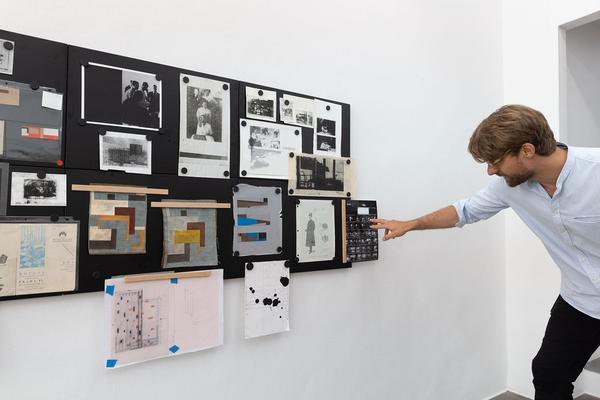 Galerie Krobath Wien: "Interference. Traces, Stories and Ghosts" curated by Klaus Speidel (9.9. - 18.10.2022) Foto: eSeL.at - Lorenz Seidler Foto: eSeL Lorenz Seidler