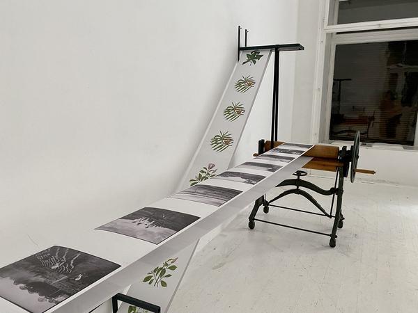 Hinterland: Bita Razavi: Erased Images of a Work About Historical Erasure (7.7. - 30.7.2022) Foto: eSeL.at - Zhmali Khairli