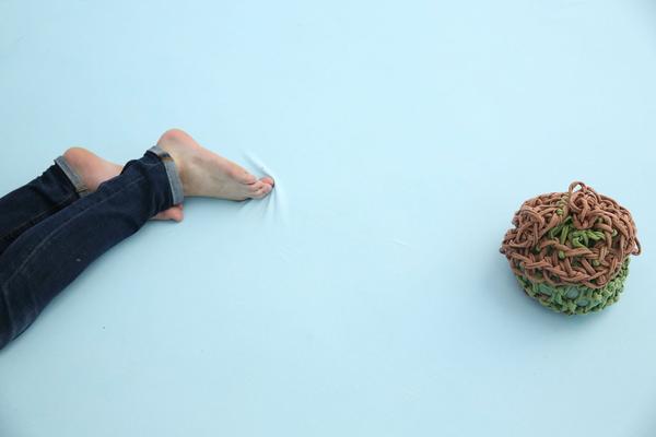 eSeL BEZIRKSKUNST: Ernesto Neto & the Huni Kuin (TBA21 Augarten, 2015) Foto: eSeL Foto: esel@esel.at
