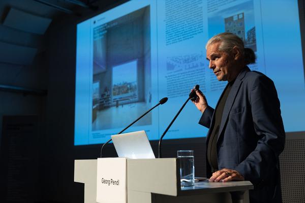 Az W Architekturzentrum Wien: Europas beste Bauten. Mies van der Rohe Award 2022 (6.10.2022 – 23.1.2023 ) Foto: eSeL.at - Lorenz Seidler Foto: eSeL Lorenz Seidler