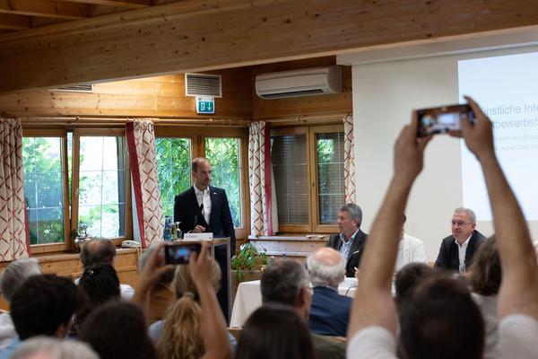 AIT TEC @ European Forum Alpbach 2022: Content Session: Künstliche Intelligenz – Schlüsseltechnologie und Wettbewerbsfaktor: Europa, quo vadis? (Böglerhof, 26.8.2022) Foto: eSeL.at - Lorenz Seidler Foto: eSeL Lorenz Seidler