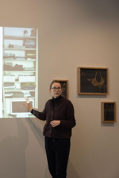 Exhibit Eschenbachgasse: Die Menge der Dinge (Finissage, 24.11. - 7.12.2022)  Foto: eSeL.at - Lorenz Seidler Foto: eSeL Lorenz Seidler