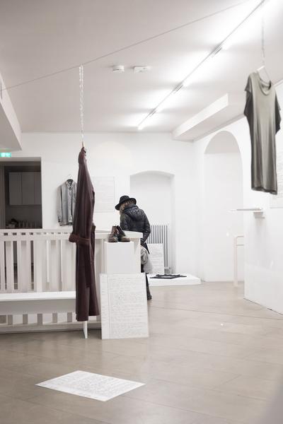Exhibit Eschenbachgasse: Die Menge der Dinge (Finissage, 24.11. - 7.12.2022)  Foto: eSeL.at - Lorenz Seidler Foto: eSeL Lorenz Seidler