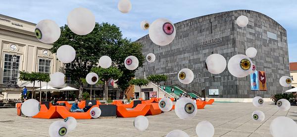 MuseumsQuartier Wien: Eva Schlegel "Flying Eyes" (ab 9.6.2022) Foto: eSeL.at - Lorenz Seidler