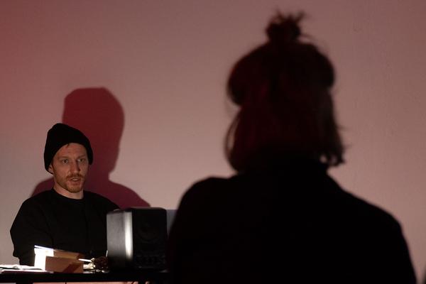 das weisse haus: „For whom do we dance when the club’s closed?“ - Podiumsdiskussion (25.2.2022) Foto: eSeL.at - Lorenz Seidler Foto: eSeL Lorenz Seidler